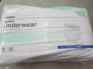 lot 140 image: mckesson ultra underwear small qty ...