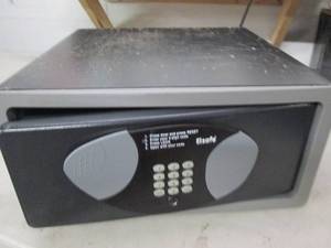 lot 176 image: elsafe digital safe ...