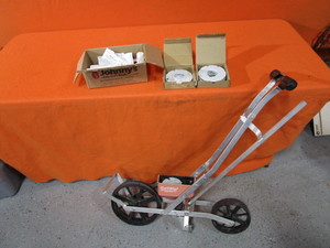 lot 90 image: Garden Seeder & Seeds