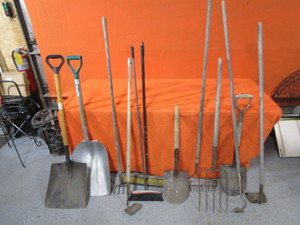 lot 87 image: Hand Tools