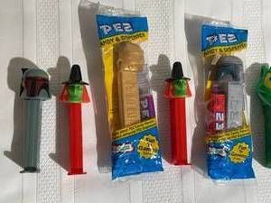 lot 26 image: Fun Pez Collectibles