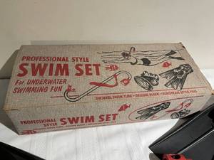 lot 27 image: Vintage Swim Set in Original Box