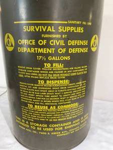 lot 42 image: 1963 Survival Tin