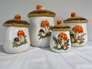 lot 49 image: Vintage Mushroom Themed Canister Set