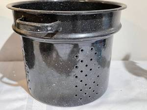 lot 73 image: 3 Piece Enamel Stock Pot