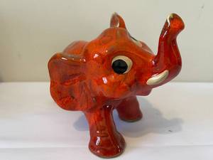 lot 88 image: Vintage Cookie Jar And Whimsical Ceramic Elephant
