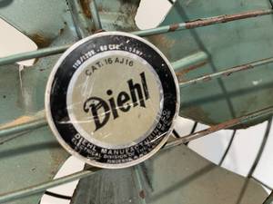 lot 105 image: Vin Diehl Fan