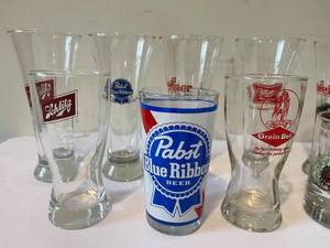 lot 135 image: Collection of Vintage Beer Glasses
