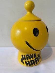 lot 153 image: McCoy Have A Happy Day Cookie Jar