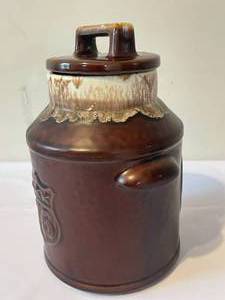 lot 159 image: Vintage 76 USA Cookie Jar