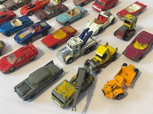 lot 164 image: Vintage Die Cast Car Lot