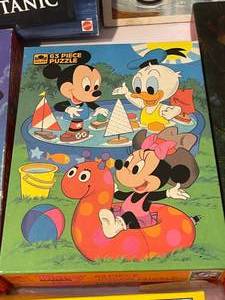 lot 174 image: Vintage Puzzles