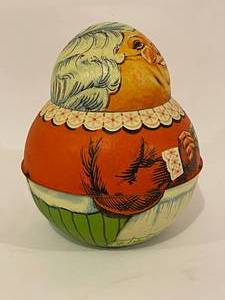 lot 184 image: 1981 Chein Mrs Claus Tin