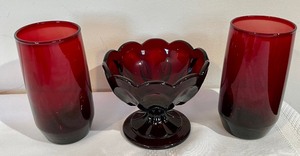 lot 288 image: Vintage Ruby Red Glassware