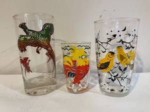 lot 336 image: Vintage Glassware