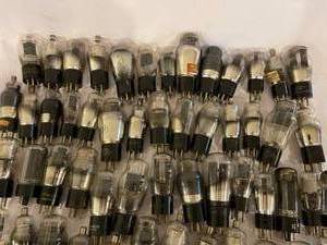 lot 371 image: Large Lot of Vintage Glass Radio Tubes