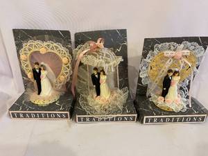 lot 381 image: 1980s Wedding Cake Toppers