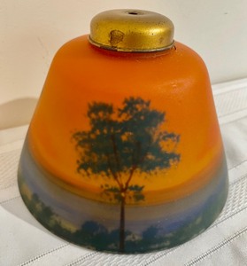 lot 424 image: Remarkable Reverse Painted Lamp Shade