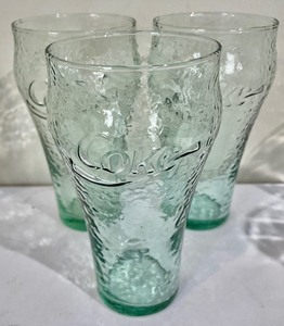 lot 447 image: Vintage Glassware