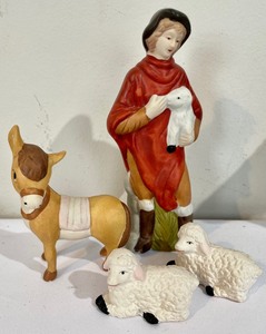 lot 458 image: Neat Nativity Scene