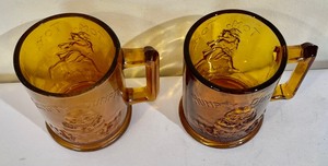 lot 456 image: Vintage Amber Depression Glass Nursery Rhyme Mugs