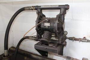 Graco Husky Air-Powered Oil Pump 1040 120-PSI 40-151-GPM