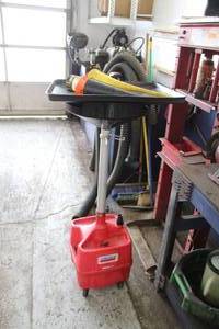 Lincoln Portable Oil Lift Drain, Funnels