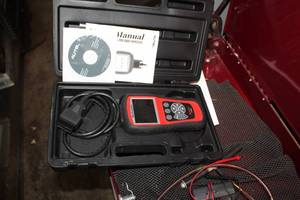 Autel MaxiDiag Elite Series OBDIIEOBDPre-OBDII Handheld Scanner  with Case