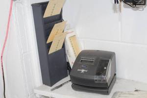 Lathem Atomictime Time Clock 1500E