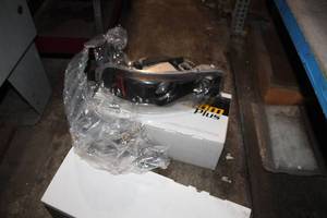 Lot of (2) Depo Replacement Lights for GM SierraYukon Pickup 1999 thru 2006