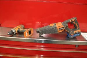 Lot of (2) Ridgid 18V Cordless Power Tools  - Reciprocating Saw R8641, Drill R860052