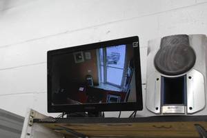 Insignia Computer Monitor 17