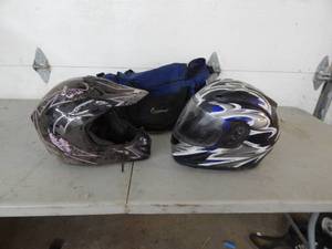 lot 47 image: 2-Helmets Pink TMS Size L, Blue Raider Size L