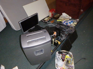 lot 37 image: Miscellaneous Office Items