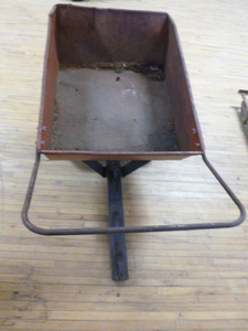 lot 6 image: White Motor Company Lawn Tractor Wagon