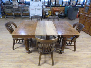 lot 9 image: Dining Table and Chairs