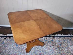 lot 16 image: MCM Vintage Adjustable Coffee Table by Old Colony Furniture
