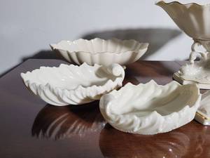 lot 41 image: Beautiful White Lenox Porcelain Set