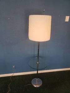 lot 30 image: Mid Century Chrome Floor Table Lamp