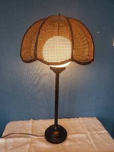 lot 59 image: Vintage Basket Shade Table Lamp