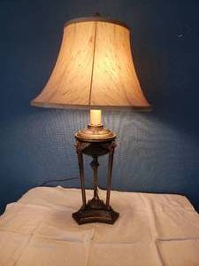 lot 61 image: Neoclassical Chapman Lamp