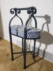lot 51 image: Vintage Iron Potpourri Carriage