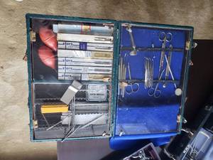 lot 24 image: Ophthalmologists Doctor Kit