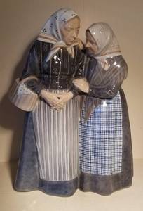 lot 65 image: Royal Copenhagen The Gossips 1319