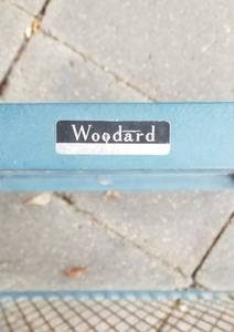 lot 5 image: Russell Woodard Sculptura Slate Patio Table and Wire Chairs, b