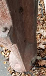 lot 138 image: Concrete Water Feature Garden Statue with 2 Spigots