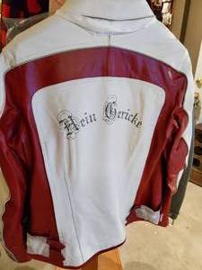 lot 15 image: HEIN GERICKE WOMANS RED AND WHITE LEATHER JACKET