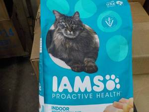 lot 146 image: 7 lb. Bag IAMS Cat Food...