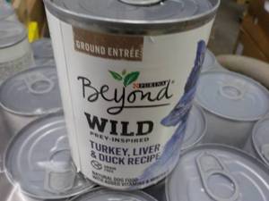 lot 159 image: 2 - 12 pack Cases Beyond Wild Natur...