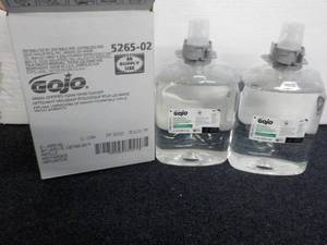 lot 18 image: 2 -2 Liter Jugs GoJo Green Certifie...